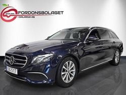 Mörkblå Begagnad 2018 Mercedes E220 Kombi | 249 000 kr (Bra pris)
