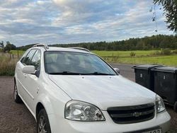 Vit Begagnad 2009 Chevrolet Nubira Kombi | 17 000 kr