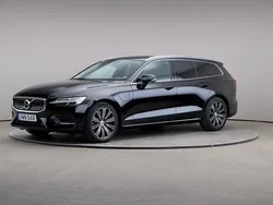 Svart Begagnad 2021 Volvo V60 Inscription Kombi | 295 000 kr (Bra pris)