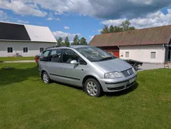 Silver Begagnad 2009 VW Sharan Minibuss | 26 000 kr