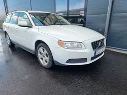 Vit Begagnad 2008 Volvo V70 Kinetic Kombi | 35 900 kr (Marknadspris)