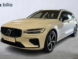 Vit Begagnad 2024 Volvo V60 Plus Kombi | 519 000 kr (Dyr)