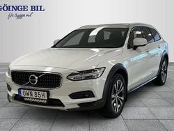 Vit Begagnad 2021 Volvo V90 CC SE Kombi | 379 000 kr (Marknadspris)
