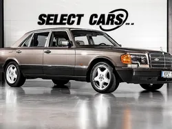 Ljusbrun Begagnad 1988 Mercedes 560 Sedan | 229 900 kr