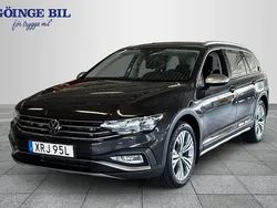 Mörkgrå Begagnad 2023 VW Passat Alltrack Kombi | 389 000 kr (Lite dyr)