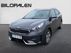 Grå Begagnad 2017 Kia Niro Advance SUV | 169 900 kr (Marknadspris)