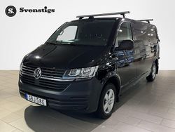 Svart (deep black perleffekt) Begagnad 2021 VW T6.1 Van | 243 000 kr
