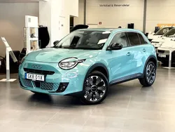 Blå Ny 2024 Fiat 600 La Prima SUV | 314 900 kr (Marknadspris)