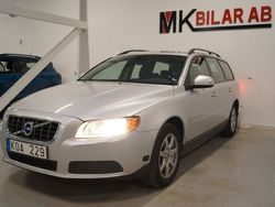Ljusgrå (grå) Begagnad 2009 Volvo V70 Kinetic Kombi | 89 900 kr (Lite dyr)