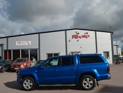 Blå Begagnad 2017 VW Amarok Aventura Pickup | 224 900 kr (Marknadspris)