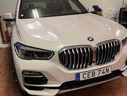 Vit Begagnad 2021 BMW X5 SUV | 675 000 kr (Marknadspris)
