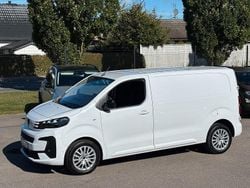 Vit Begagnad 2024 Peugeot Expert Van | 349 875 kr (Marknadspris)