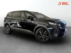 Svart Begagnad 2024 Peugeot 5008 GT Minibuss | 349 900 kr (Marknadspris)