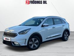 Vit Begagnad 2017 Kia Niro Advance SUV | 149 900 kr (Marknadspris)