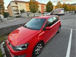Röd Begagnad 2013 VW Polo Halvkombi | 55 000 kr (Bra pris)