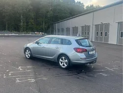 Grå Begagnad 2011 Opel Astra Enjoy Kombi | 78 000 kr (Marknadspris)