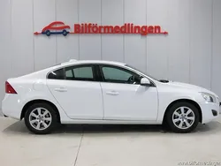 Vit samma som bilen Begagnad 2013 Volvo S60 Momentum Sedan | 94 900 kr (Bra pris)