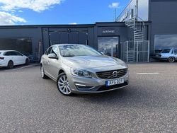 Ljusbrun (brun) Begagnad 2014 Volvo S60 Momentum Sedan | 169 800 kr (Marknadspris)