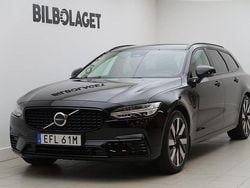 Svart Begagnad 2024 Volvo V90 Plus Kombi | 519 800 kr (Marknadspris)