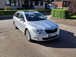 Silver Begagnad 2012 Skoda Superb Elegance Kombi | 59 000 kr (Bra pris)
