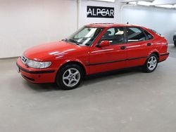 Röd Begagnad 2001 Saab 9-3 Halvkombi | 29 000 kr (Lite dyr)