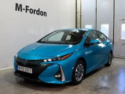 Blå Begagnad 2018 Toyota Prius Plug-in Hybrid Executive Halvkombi | 179 900 kr (Bra pris)