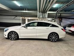 Vit Begagnad 2017 Mercedes CLA200 Shooting Brake Kombi | 160 000 kr (Bra pris)
