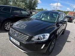 Svart Begagnad 2016 Volvo XC60 Momentum SUV | 182 000 kr (Bra pris)