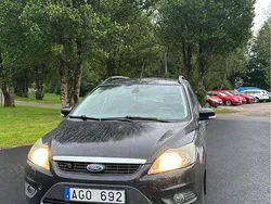 Svart Begagnad 2009 Ford Focus Titanium Kombi | 19 000 kr