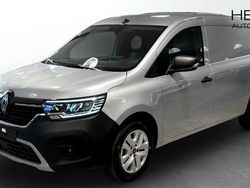 Grå (grey) Ny 2024 Renault Kangoo Minibuss | 312 375 kr (Marknadspris)