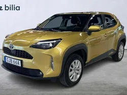 Gul Begagnad 2022 Toyota Yaris Cross Active SUV | 269 900 kr (Marknadspris)