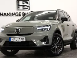 Grön Begagnad 2024 Volvo XC40 Plus SUV | 469 900 kr