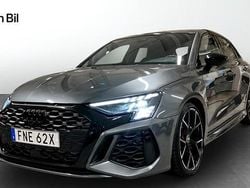 Grå Begagnad 2023 Audi RS3 Sportback Halvkombi | 599 000 kr (Marknadspris)