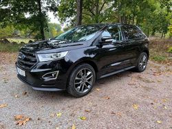 Svart Begagnad 2016 Ford Edge SUV | 169 800 kr (Marknadspris)