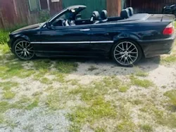 Svart Begagnad 2001 BMW 320 Cabriolet Cab | 76 000 kr (Bra pris)