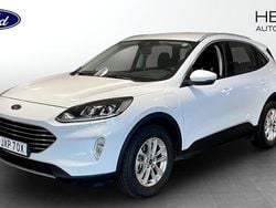 Vit (white) Begagnad 2021 Ford Kuga Titanium SUV | 244 900 kr (Marknadspris)