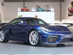 Blå Begagnad 2021 Porsche 718 Cayman GT4 Sportkupé | 1 129 000 kr
