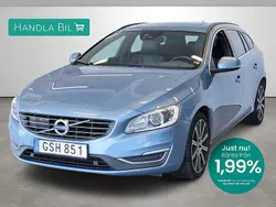 Blå Begagnad 2015 Volvo V60 Kombi | 169 900 kr (Dyr)