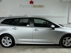Silver Begagnad 2019 Toyota Corolla Active Kombi | 209 800 kr (Marknadspris)