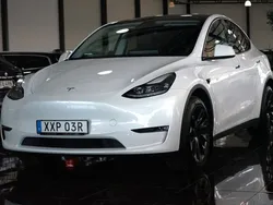 Vit Begagnad 2022 Tesla Model Y Long Range SUV | 369 500 kr (Superpris)