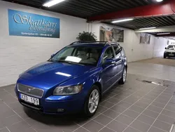 Blå Begagnad 2006 Volvo V50 Summum Kombi | 48 000 kr (Marknadspris)