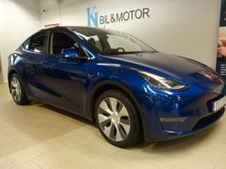 Blå (blåmetallic) Begagnad 2021 Tesla Model Y Long Range AWD SUV | 299 900 kr (Lite dyr)