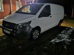 Vit Begagnad 2016 Mercedes Vito Minibuss | 130 000 kr (Lite dyr)