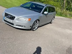 Grå Begagnad 2011 Volvo V70 Kombi | 65 000 kr (Marknadspris)