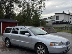 Grå Begagnad 2006 Volvo V70 Kinetic Kombi | 22 000 kr (Bra pris)