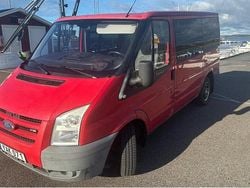 Röd Begagnad 2007 Ford Transit Kombi | 48 000 kr (Superpris)
