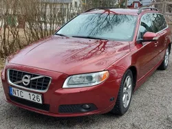 Röd Begagnad 2011 Volvo V70 Momentum Kombi | 60 000 kr (Superpris)