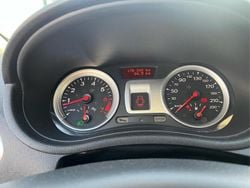 Silver Begagnad 2011 Renault Clio R.S. Halvkombi | 31 500 kr (Marknadspris)