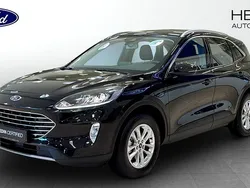 Svart (black) Begagnad 2022 Ford Kuga Titanium SUV | 244 900 kr (Bra pris)