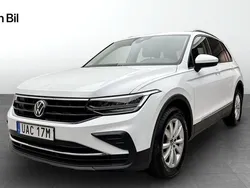 Vit Begagnad 2021 VW Tiguan SUV | 289 900 kr (Marknadspris)